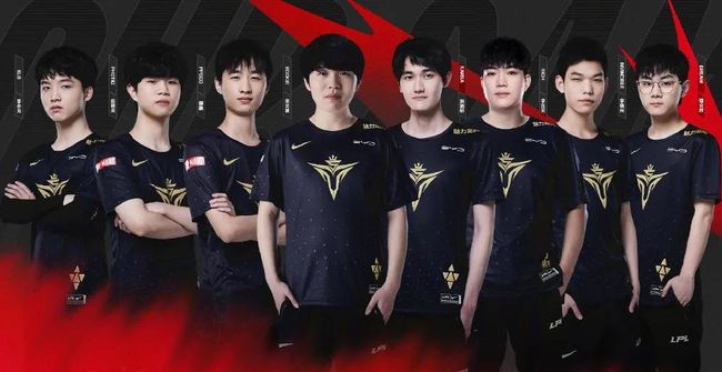 洲足球的高 洲足球的高