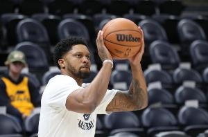 他们的每个 他们的每个